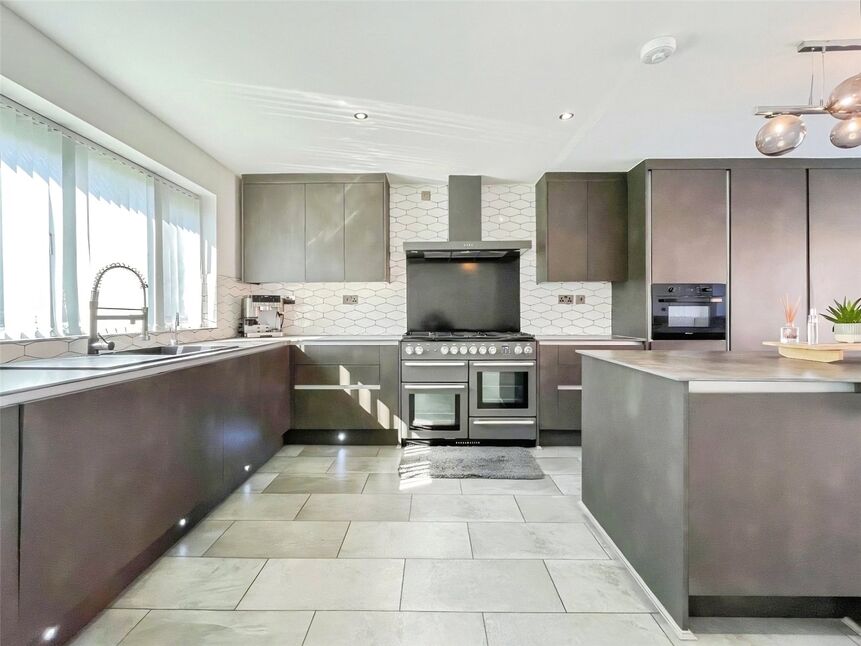 Open Plan Kitchen / Sitting Area