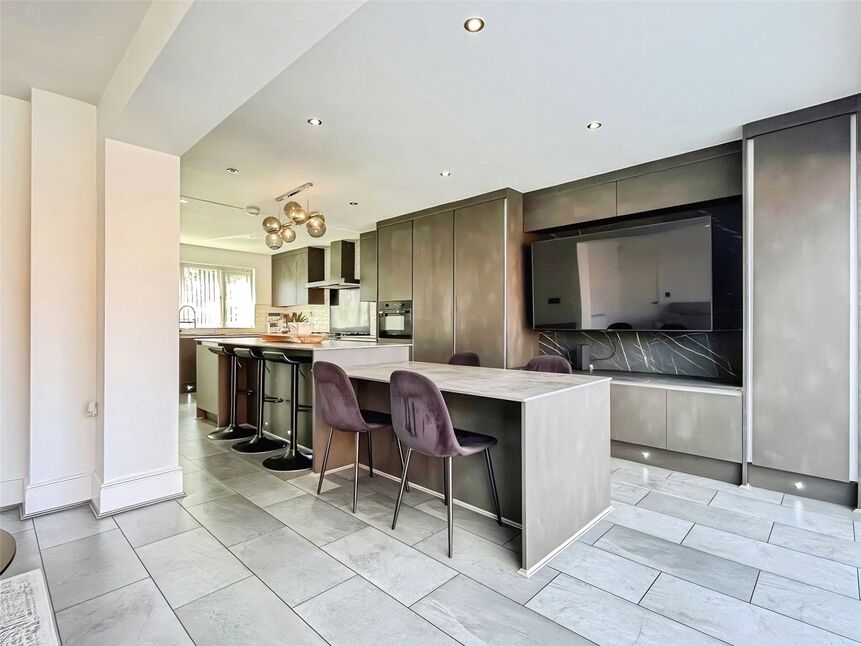 Open Plan Kitchen / Sitting Area
