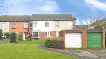 Lawns Wood, 3 bedroom Mid Terrace House for sale, &pound;170,000