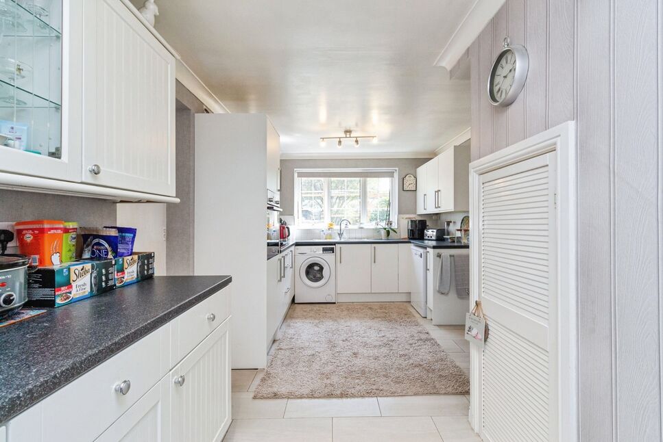 Kitchen / Utility
