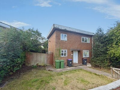 James Way, 3 bedroom End Terrace House to rent, &pound;1,000 pcm