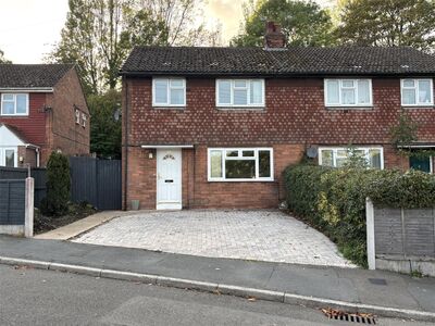 Third Avenue, 3 bedroom Semi Detached House for sale, &pound;160,000