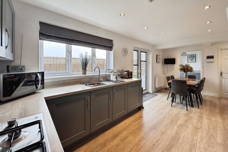 Kitchen / Dining Room
