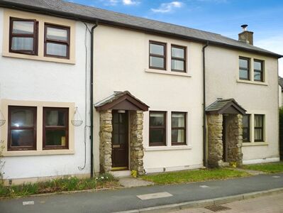 Vicarage Lane, 2 bedroom  House to rent, £600 pcm