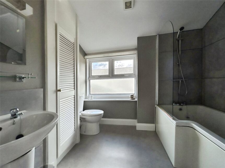 Bathroom / WC