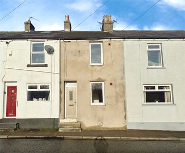 2 bedroom Mid Terrace House to rent