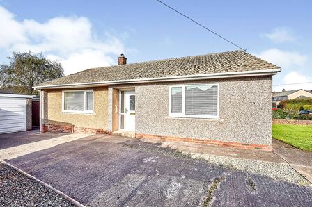 2 bedroom Detached Bungalow to rent