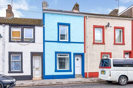 Ennerdale Road, 3 bedroom Mid Terrace House to rent, £850 pcm