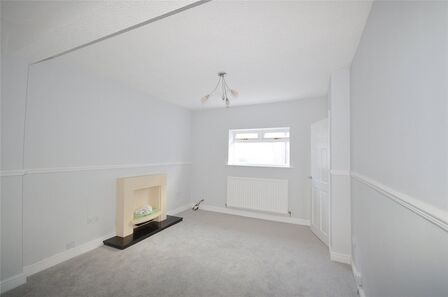 Jackson Street, 2 bedroom Mid Terrace House to rent, £650 pcm