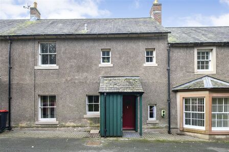 3 bedroom Mid Terrace House for sale