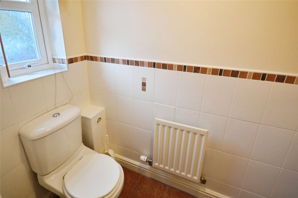Cloakroom / WC
