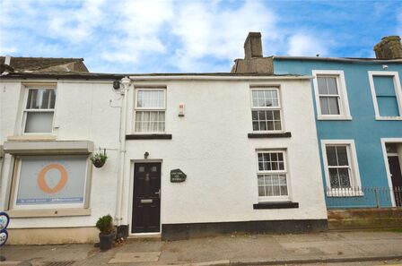 Main Street, 3 bedroom Mid Terrace House for sale, £210,000