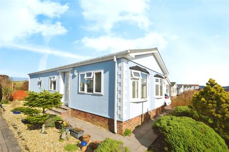 2 bedroom Detached Property for sale