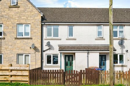 2 bedroom Mid Terrace House for sale