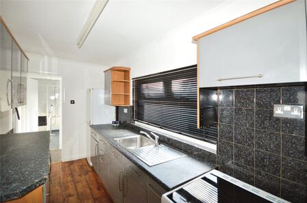 Harrington Road, 2 bedroom Mid Terrace House to rent, £625 pcm