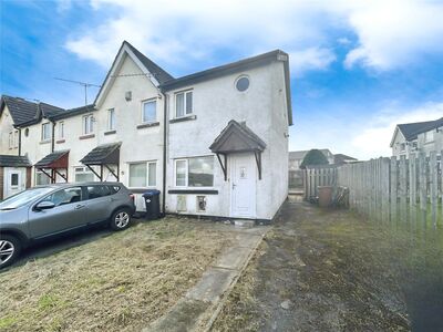 Brakeside Gardens, 2 bedroom Mid Terrace House to rent, £525 pcm