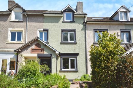 2 bedroom Mid Terrace House for sale