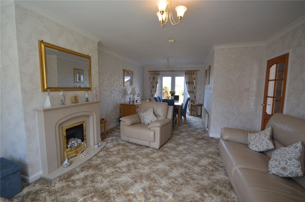 Lounge / Dining Room