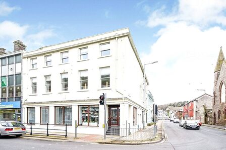 Scotch Street, 2 bedroom  Flat to rent, £695 pcm