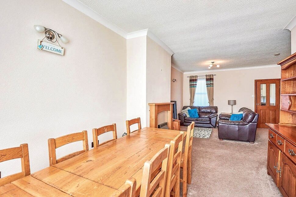 Lounge / Dining Room