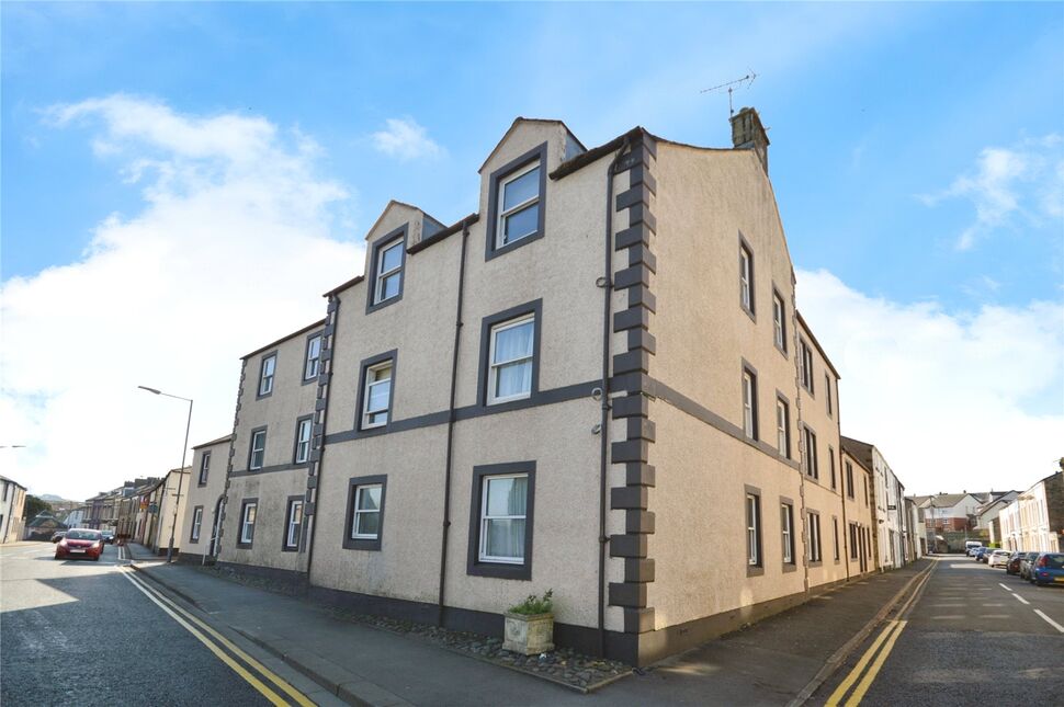 2 bedroom  Flat for sale