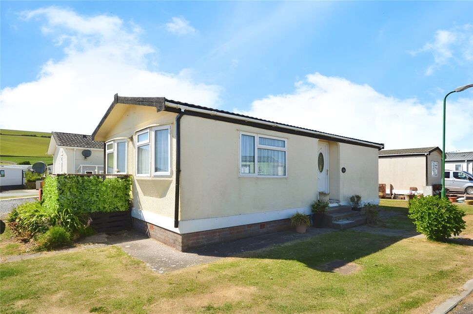 2 bedroom Detached Property for sale