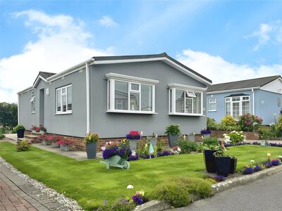 2 bedroom Detached Property for sale