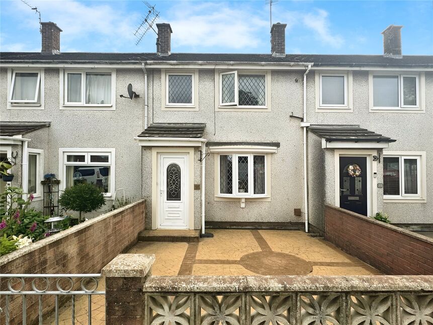 2 bedroom Mid Terrace House for sale