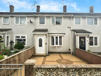 Causeway Road, 2 bedroom Mid Terrace House for sale, £125,000