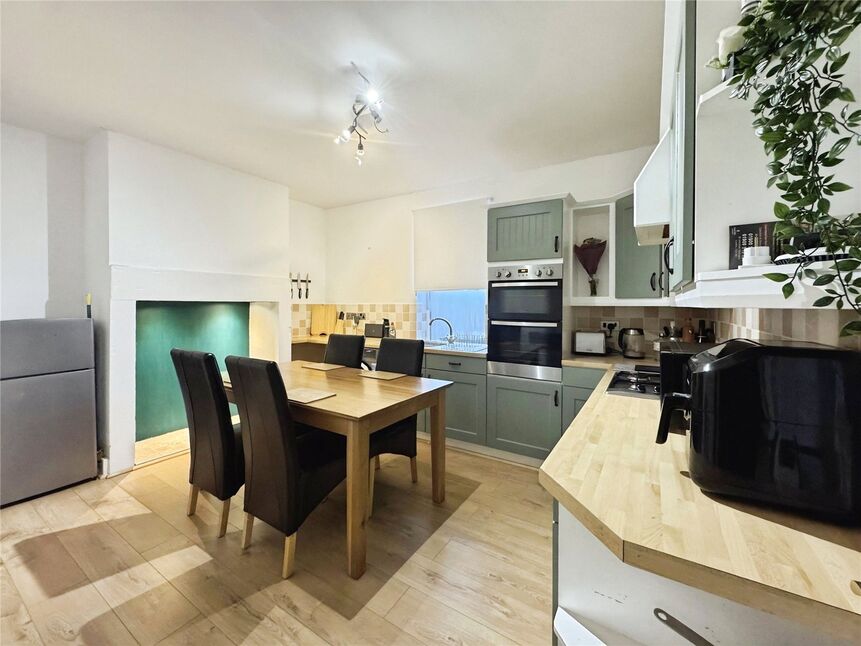 Kitchen / DIning Room