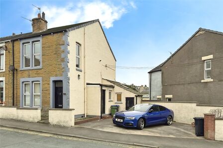 2 bedroom End Terrace House for sale