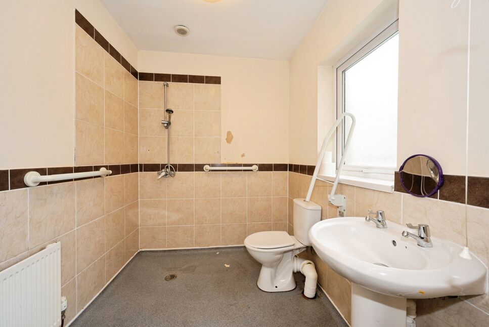 Shower Room / Wet Room