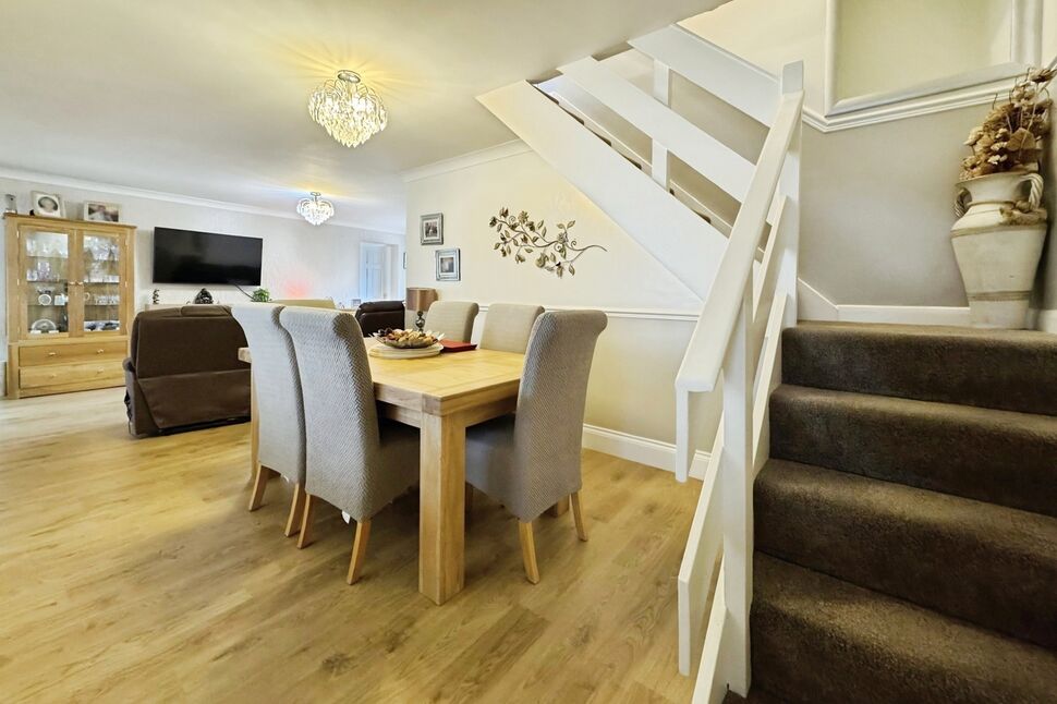 Living / Dining Room