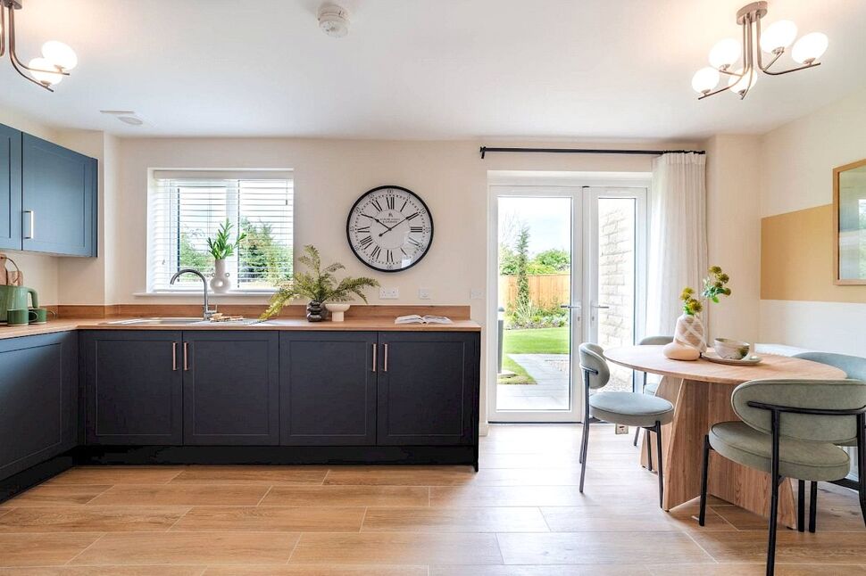 Kitchen / Dining Room