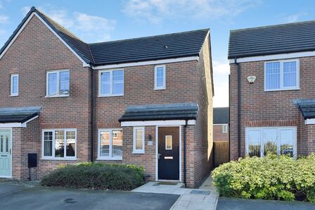 Went Meadows Close, 2 bedroom Semi Detached House for sale, &pound;150,000