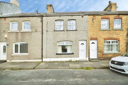 Williamsons Lane, 3 bedroom Mid Terrace House for sale, &pound;95,000