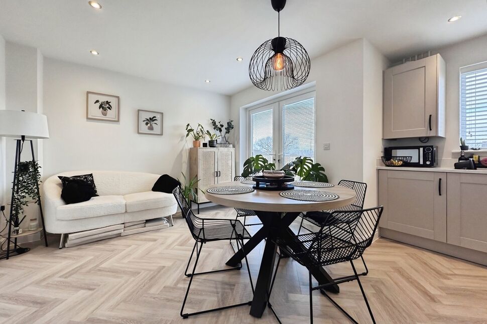 Kitchen / Family Room