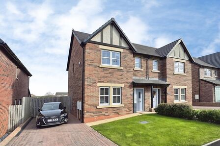 Florence Way, 3 bedroom Semi Detached House for sale, &pound;240,000