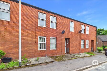 3 bedroom Mid Terrace House for sale