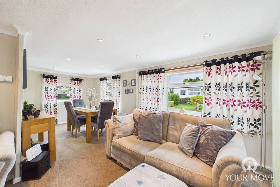 Living / Dining Room