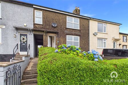 3 bedroom Mid Terrace House for sale