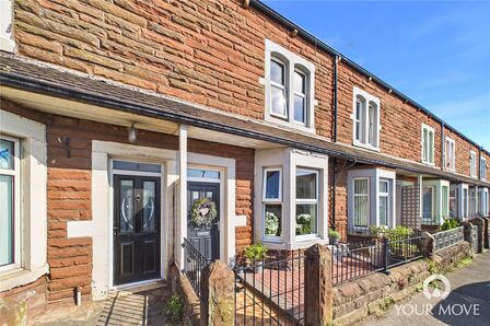 2 bedroom Mid Terrace House for sale