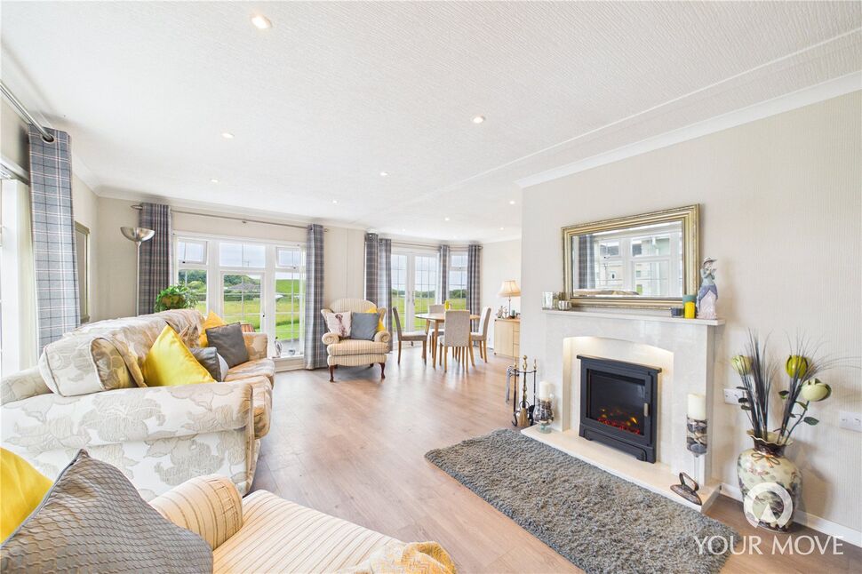 Living / Dining Room