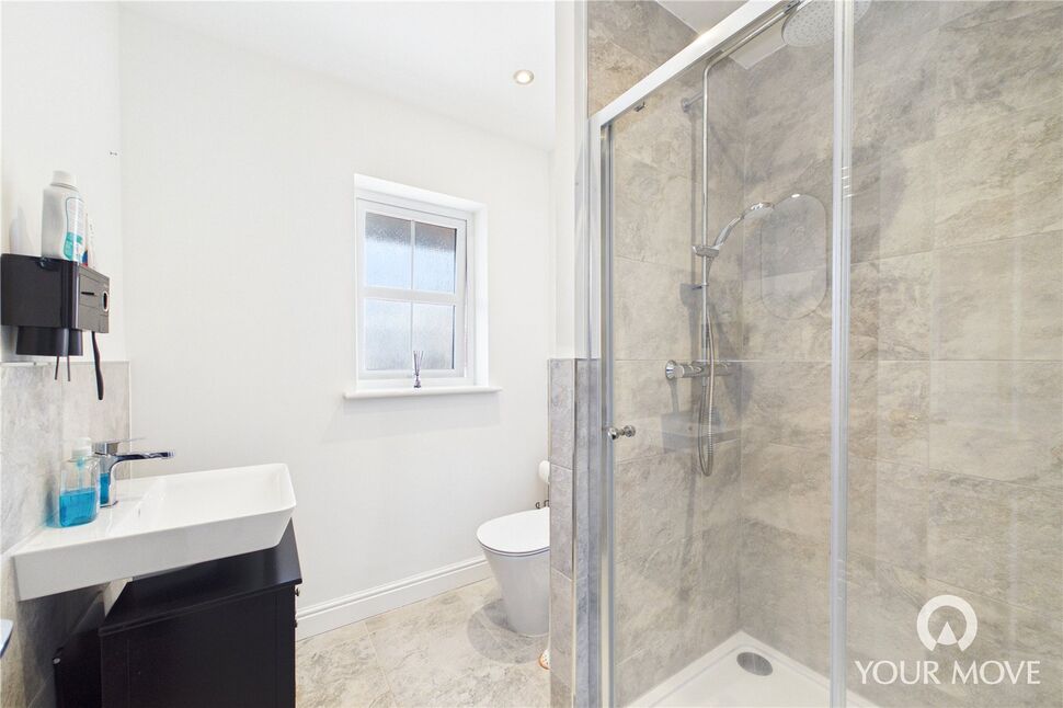 Primary En-Suite