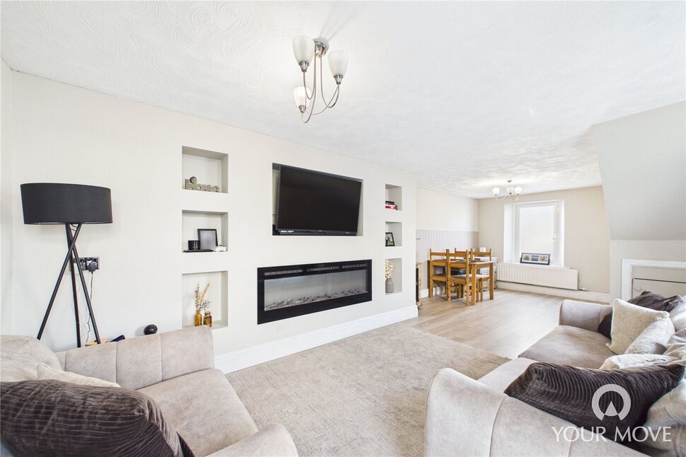 Lounge / Dining Room