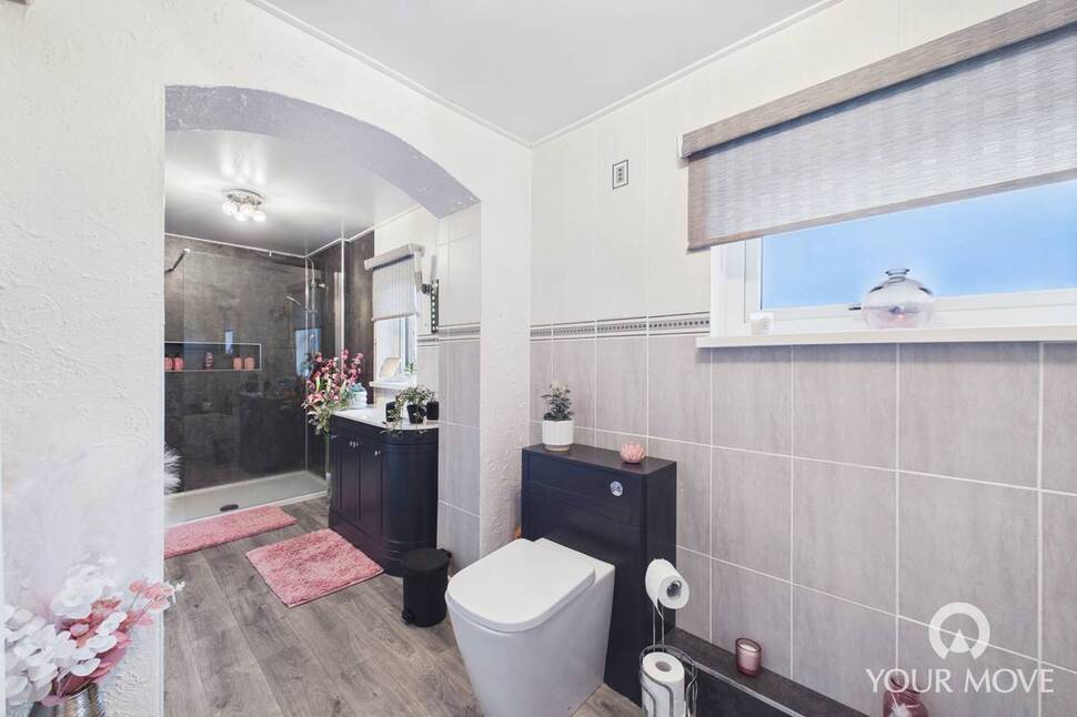 Family Shower Room