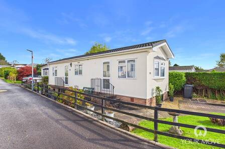 1 bedroom Park Home Property for sale