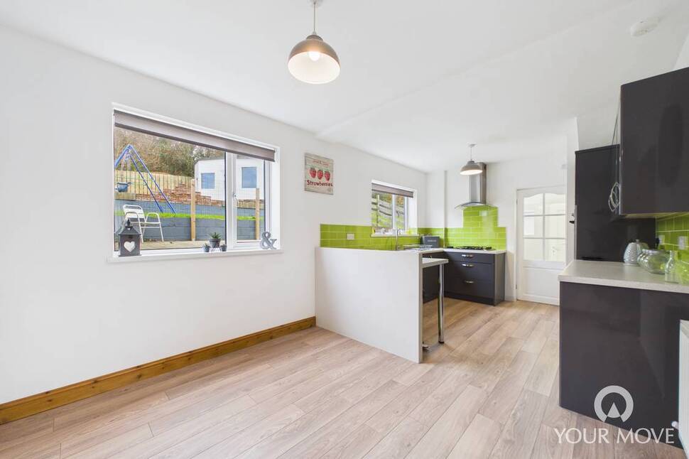 Kitchen / Dining Room
