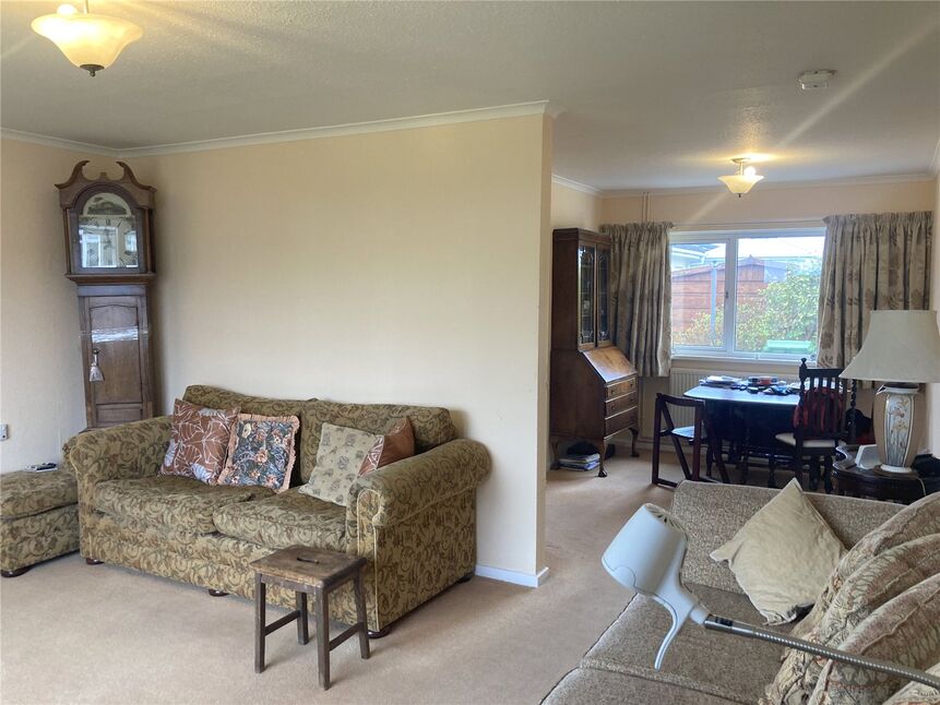 Living Room / Dining Room