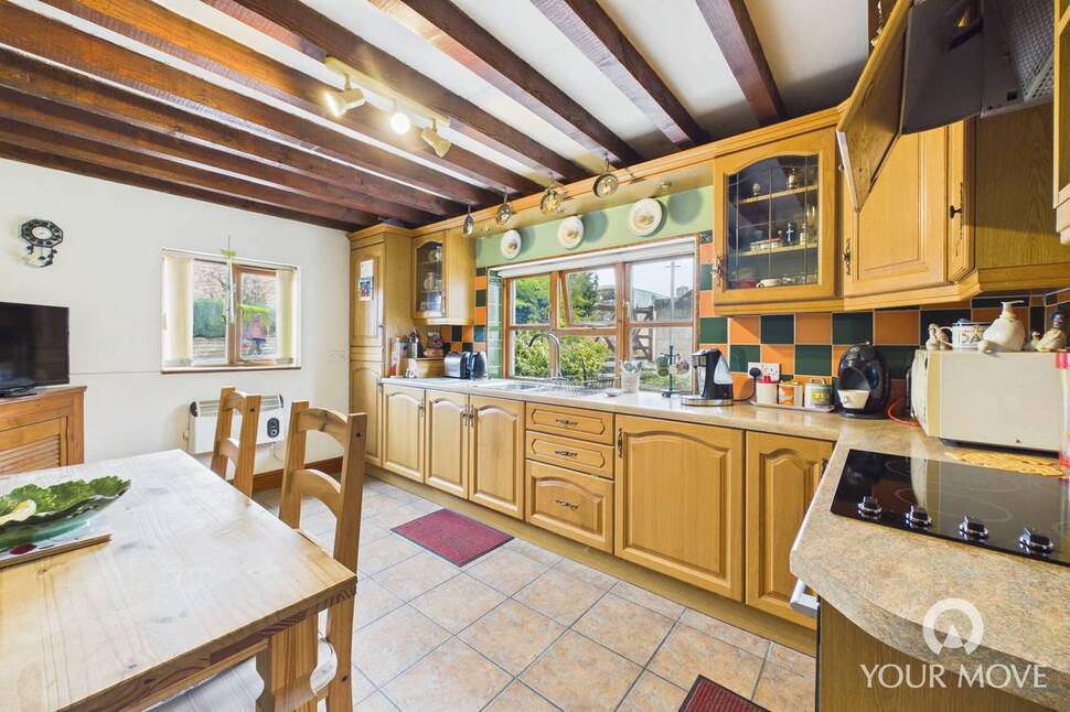 Kitchen / Dining Room